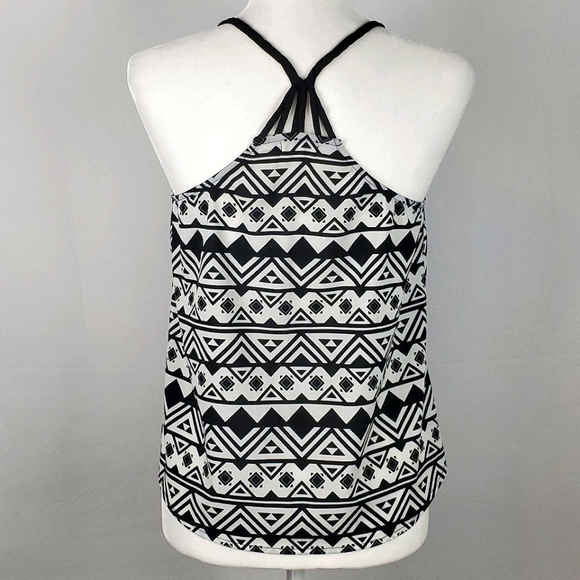 E Hanger M black white geometric tank top medium - Picture 4 of 5